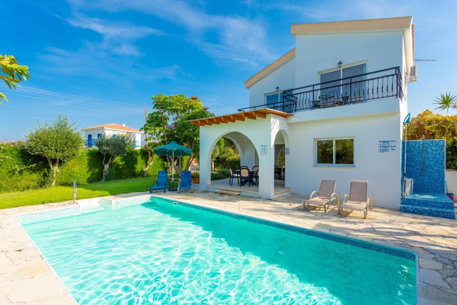 Sun Beach Villa Tria Polis 外观 照片